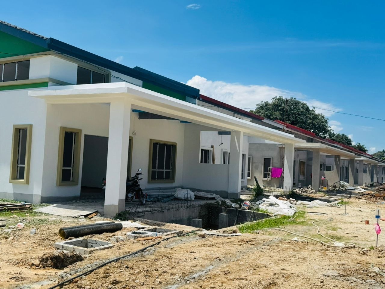 Teres & Semi D Setingkat Taman Dato' Hormat, Kg Sungai Kembung, Pulau Indah Klang